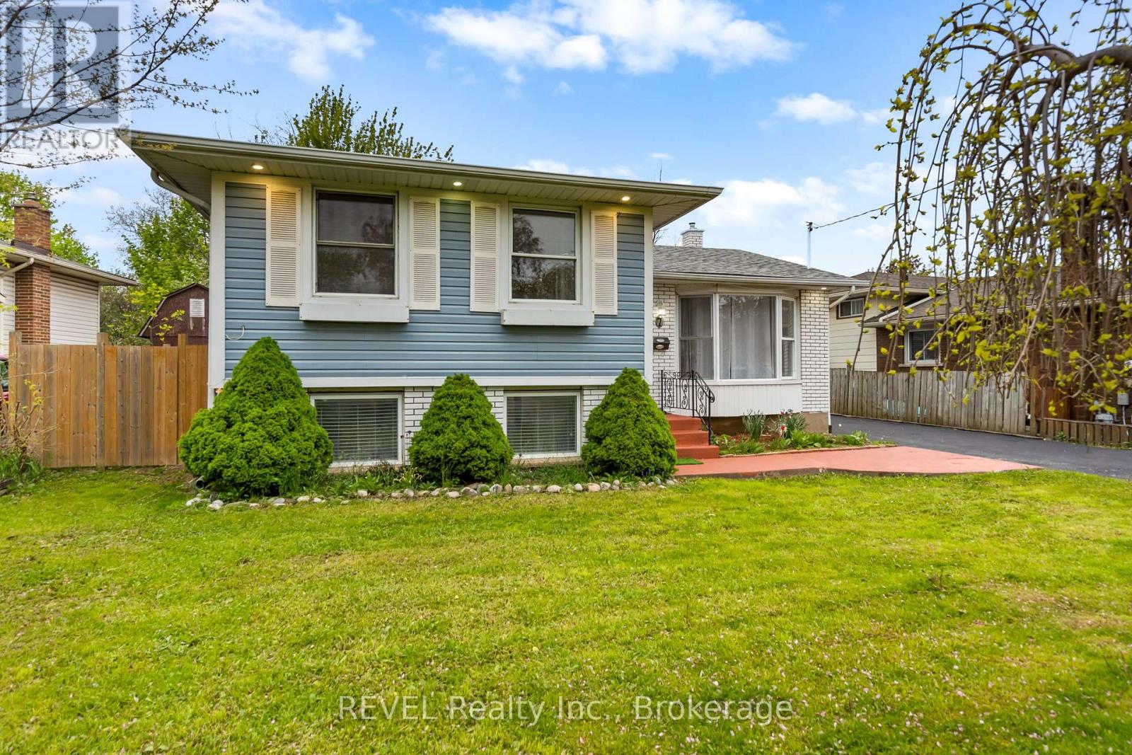 7 RENDALE AVENUE - Image 2