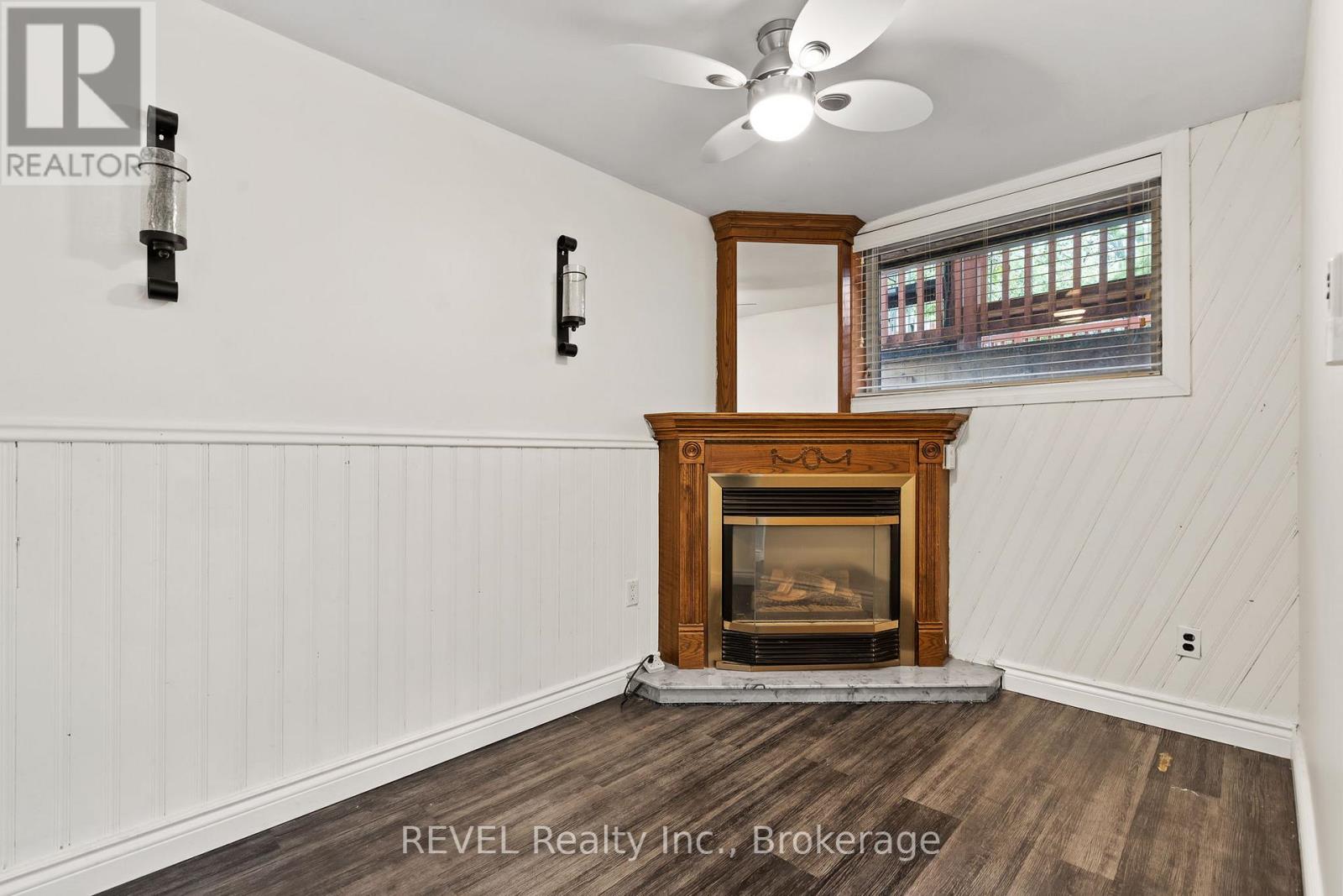 7 RENDALE AVENUE - 21