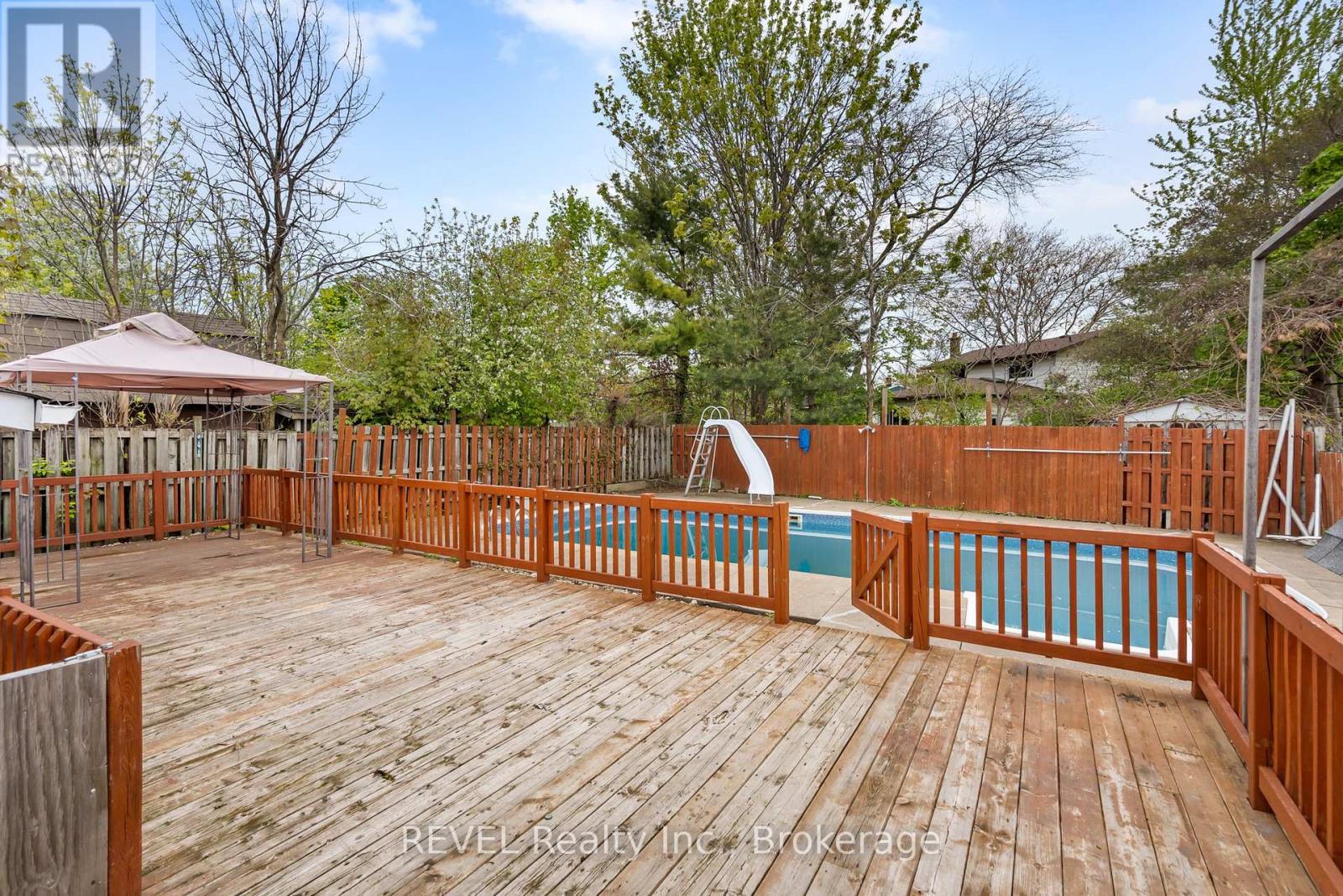7 RENDALE AVENUE - 30