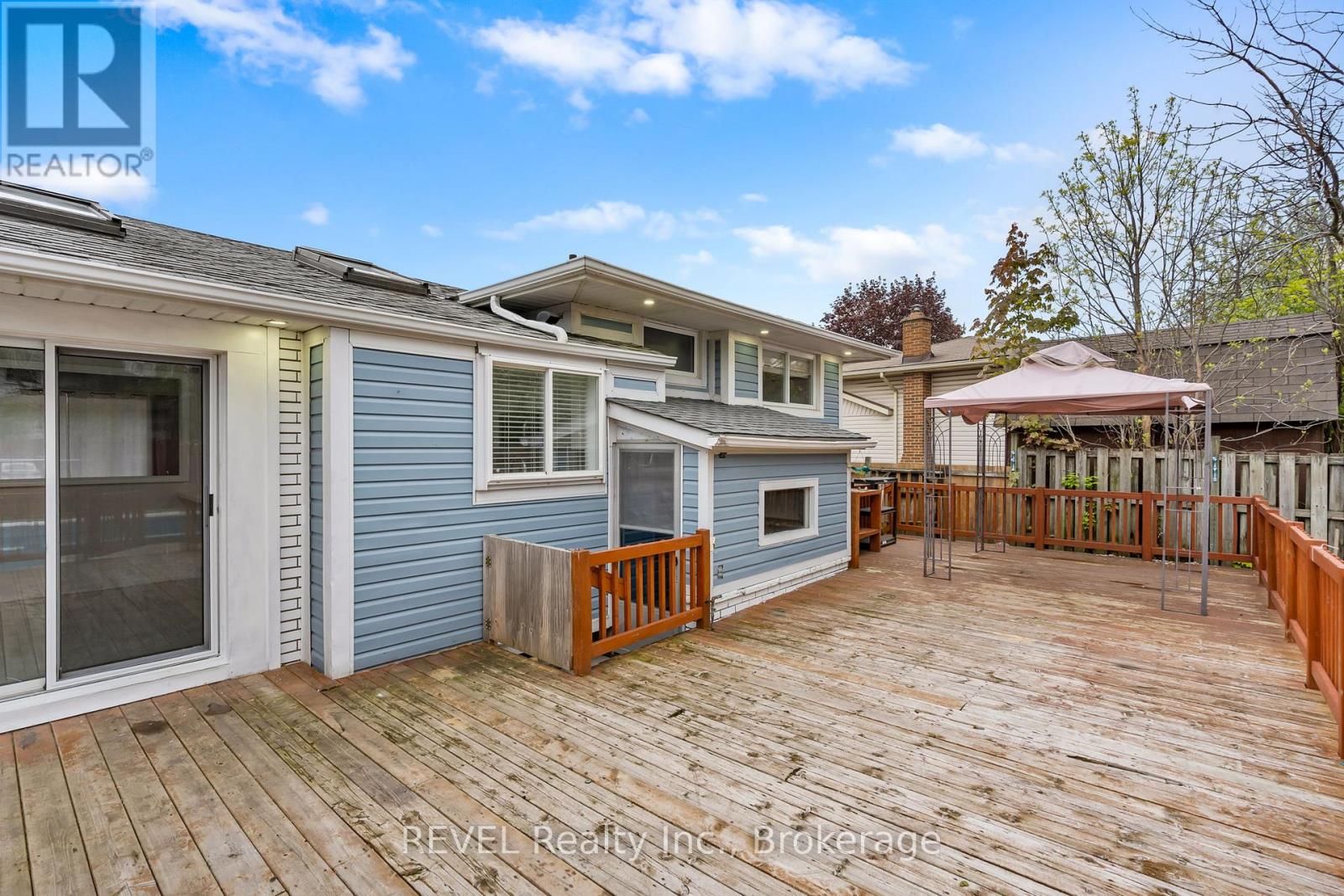 7 RENDALE AVENUE - 31