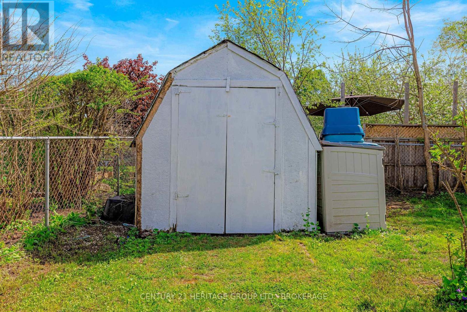 1112 BASSWOOD PLACE - 28