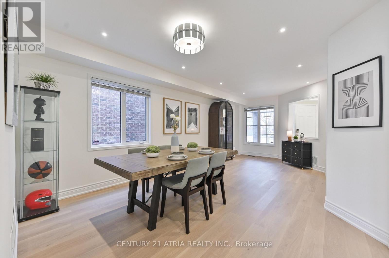 409 HEDDLE CRESCENT - 10