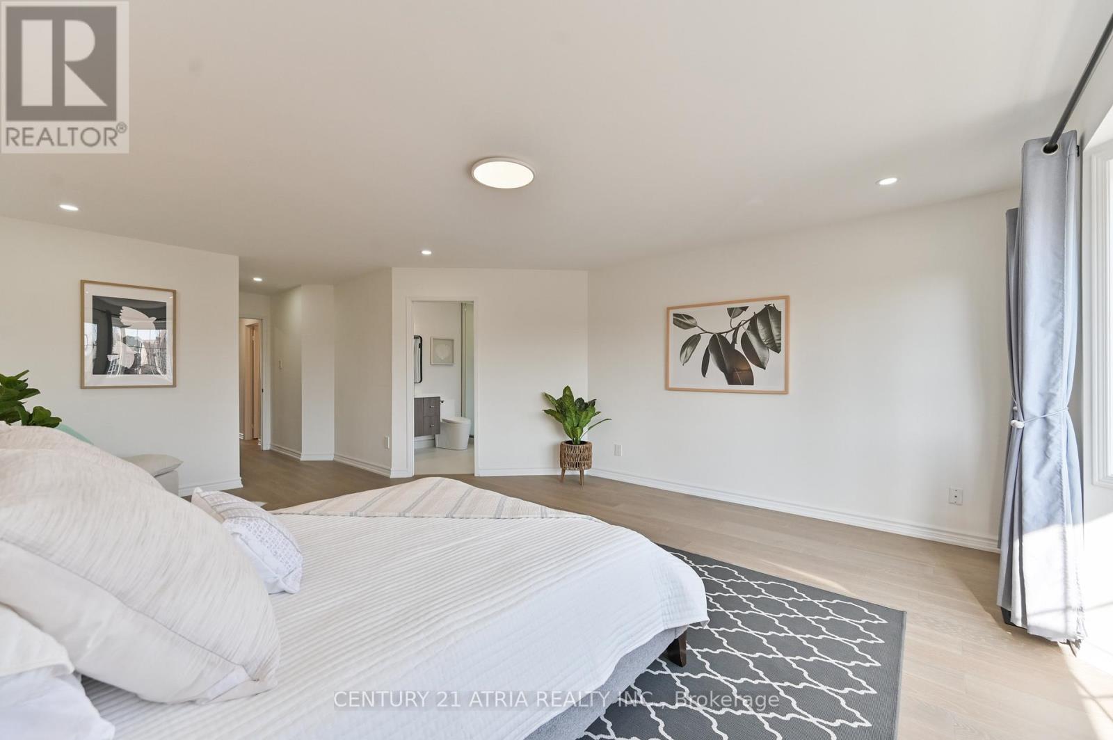 409 HEDDLE CRESCENT - 29