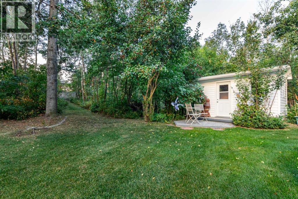 4444 50 Street — photo 36