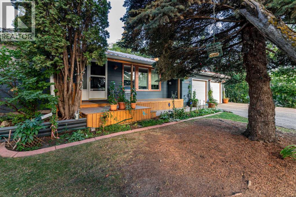 4444 50 Street - photo 3