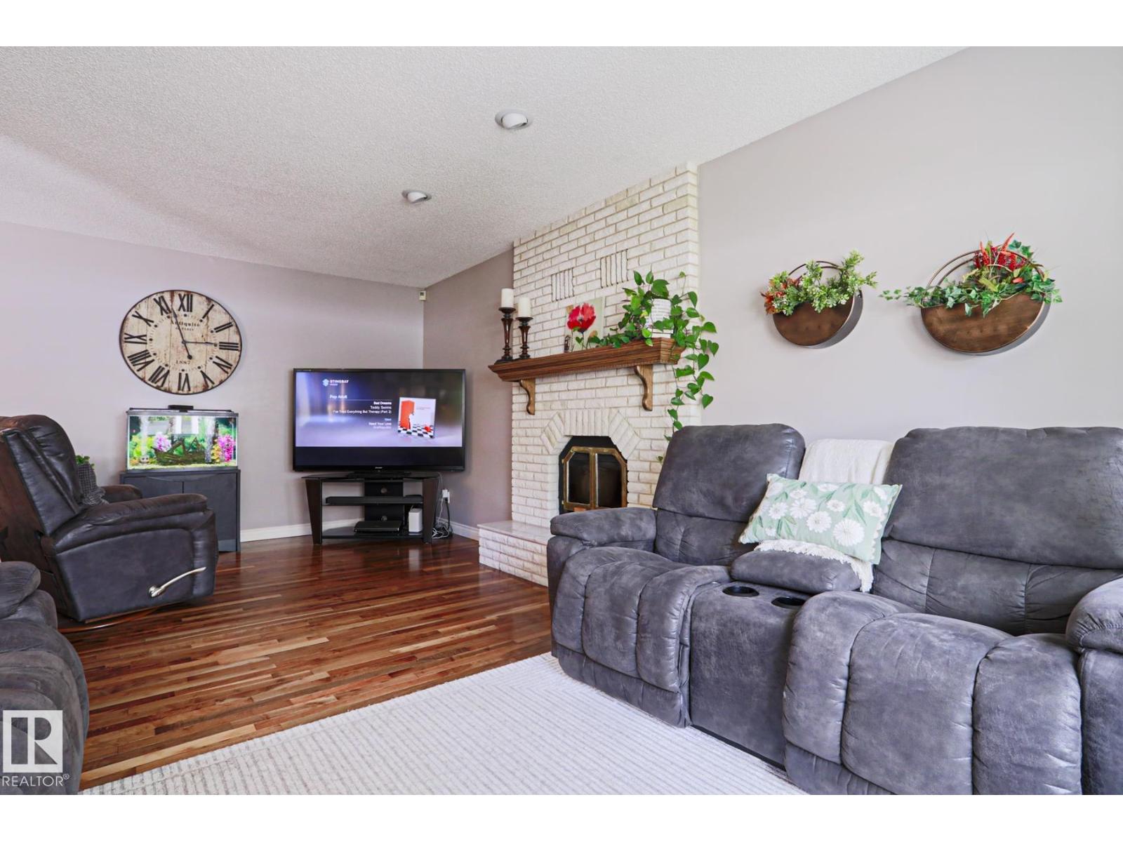 46 ASTER PT — photo 20