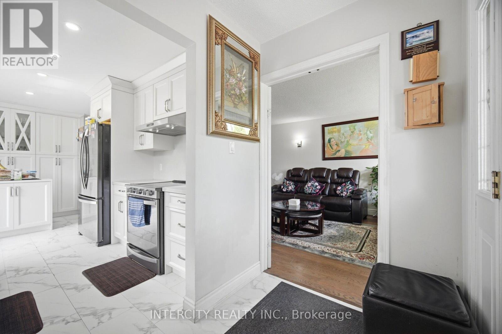 3164 GWENDALE CRESCENT - 10