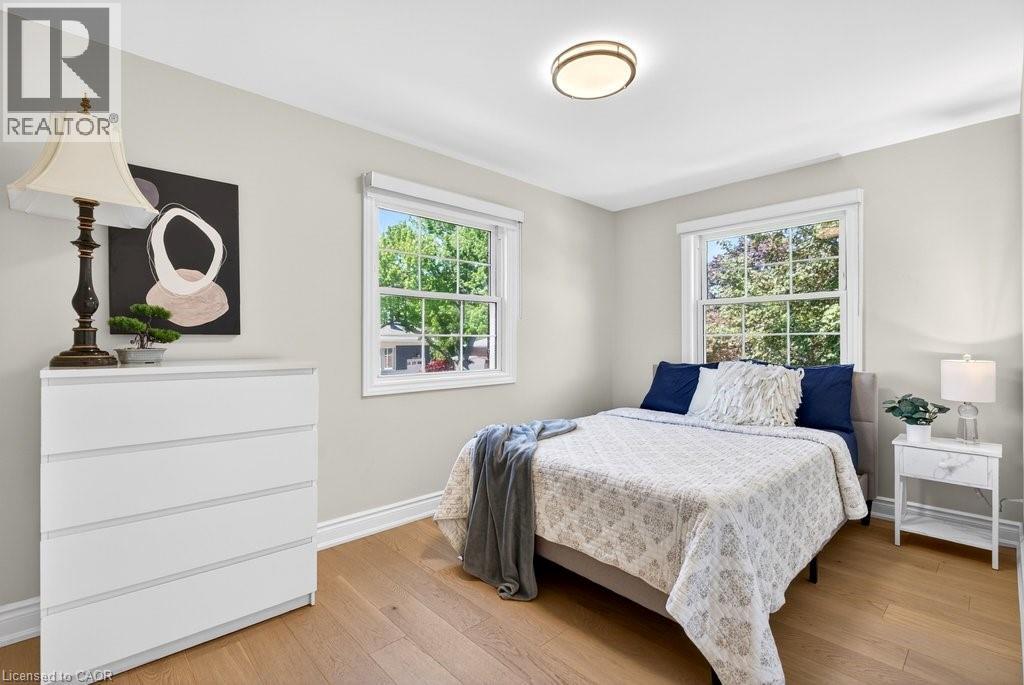 350 EAST SIDE Crescent - 26