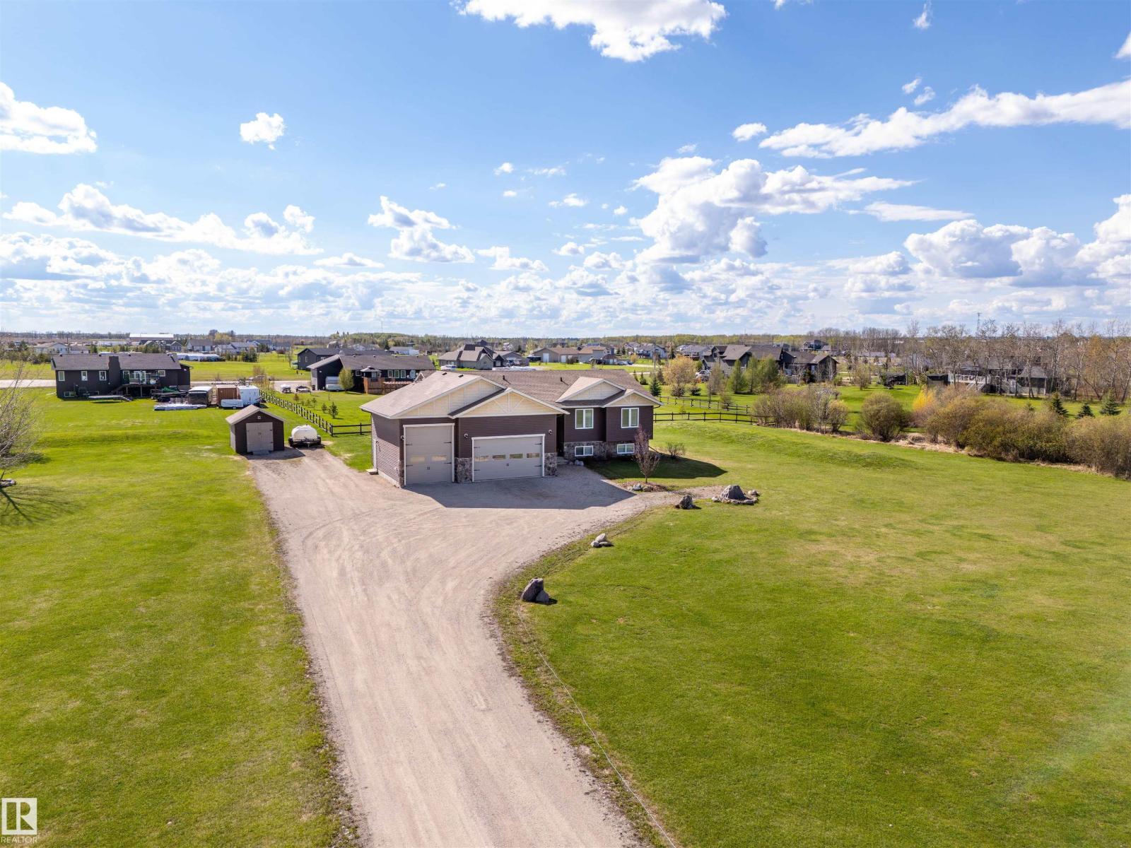 63210 Rge Rd 423 - 42