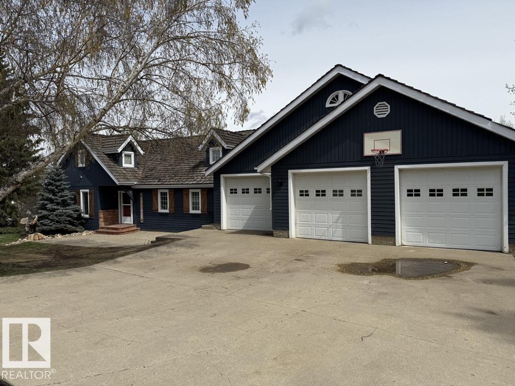 13 Grandview Crescent - Image 2