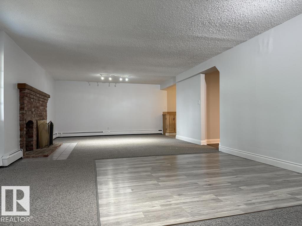13 Grandview Crescent - 54