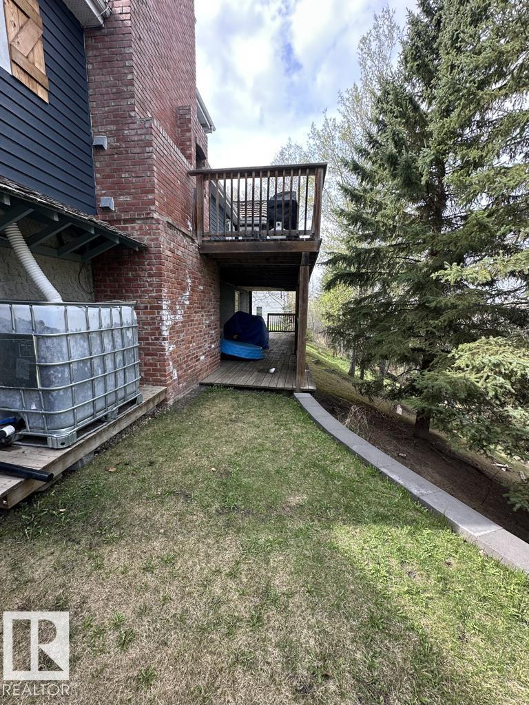 13 Grandview Crescent - 67