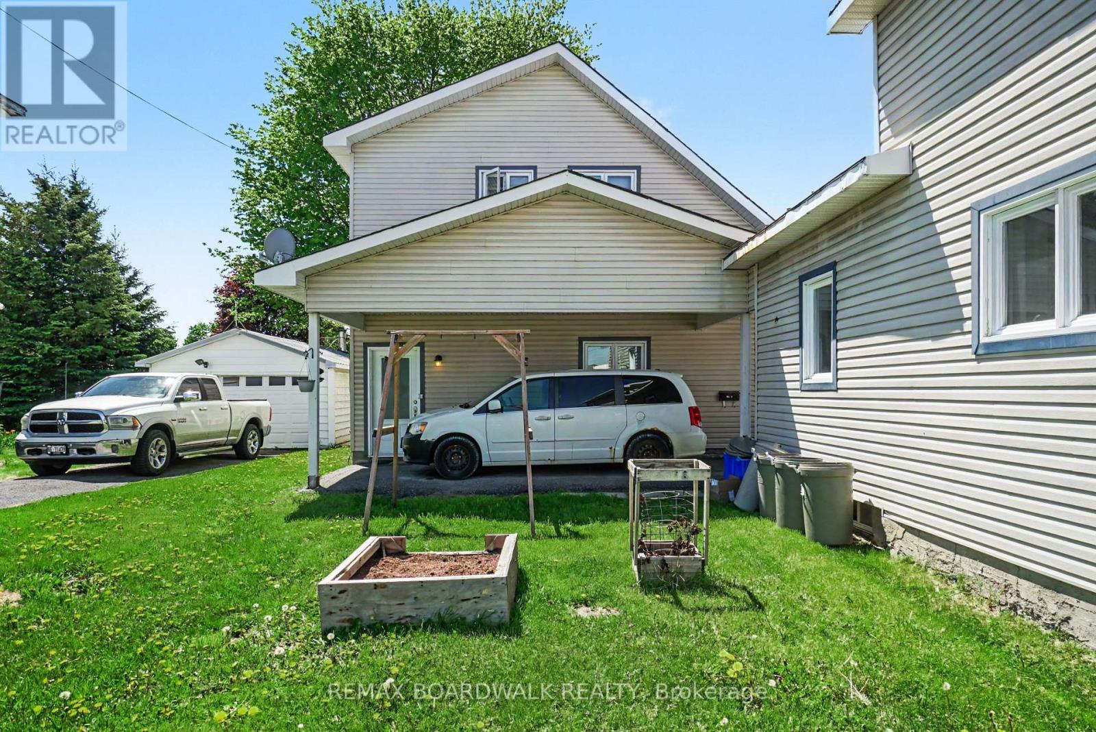 683 PRINCIPALE STREET - 35
