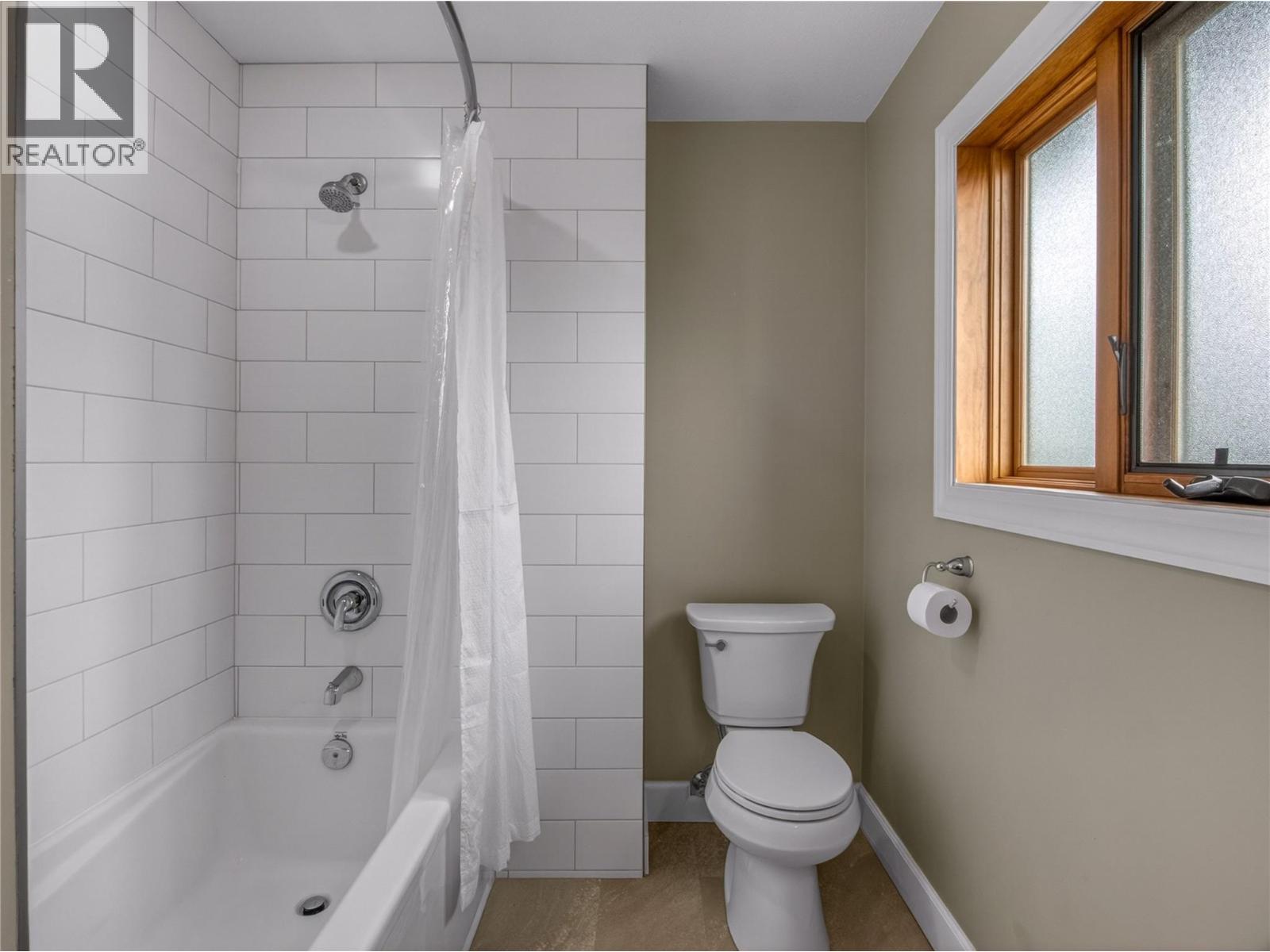 969 Westminster Avenue E, Penticton