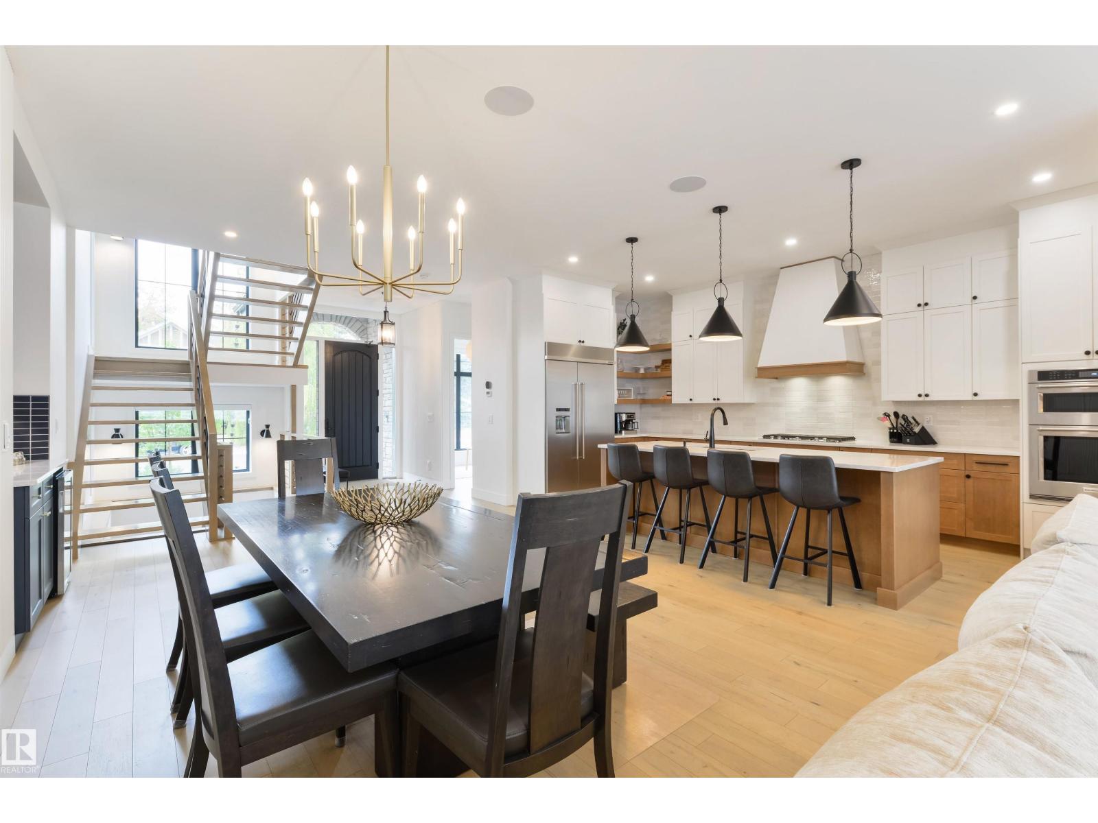 8107 144 ST NW - 10