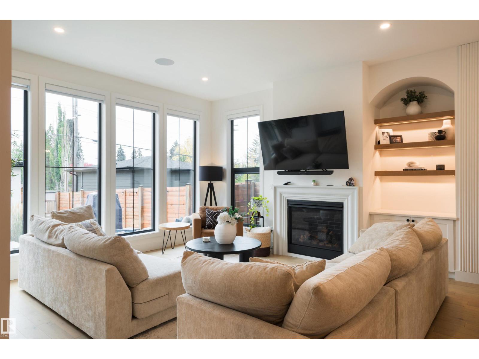 8107 144 ST NW - 21