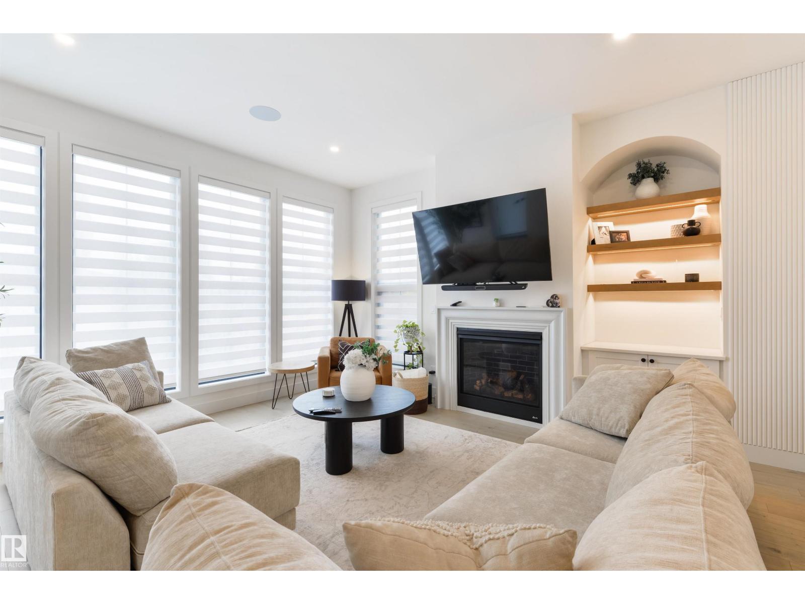 8107 144 ST NW - 22