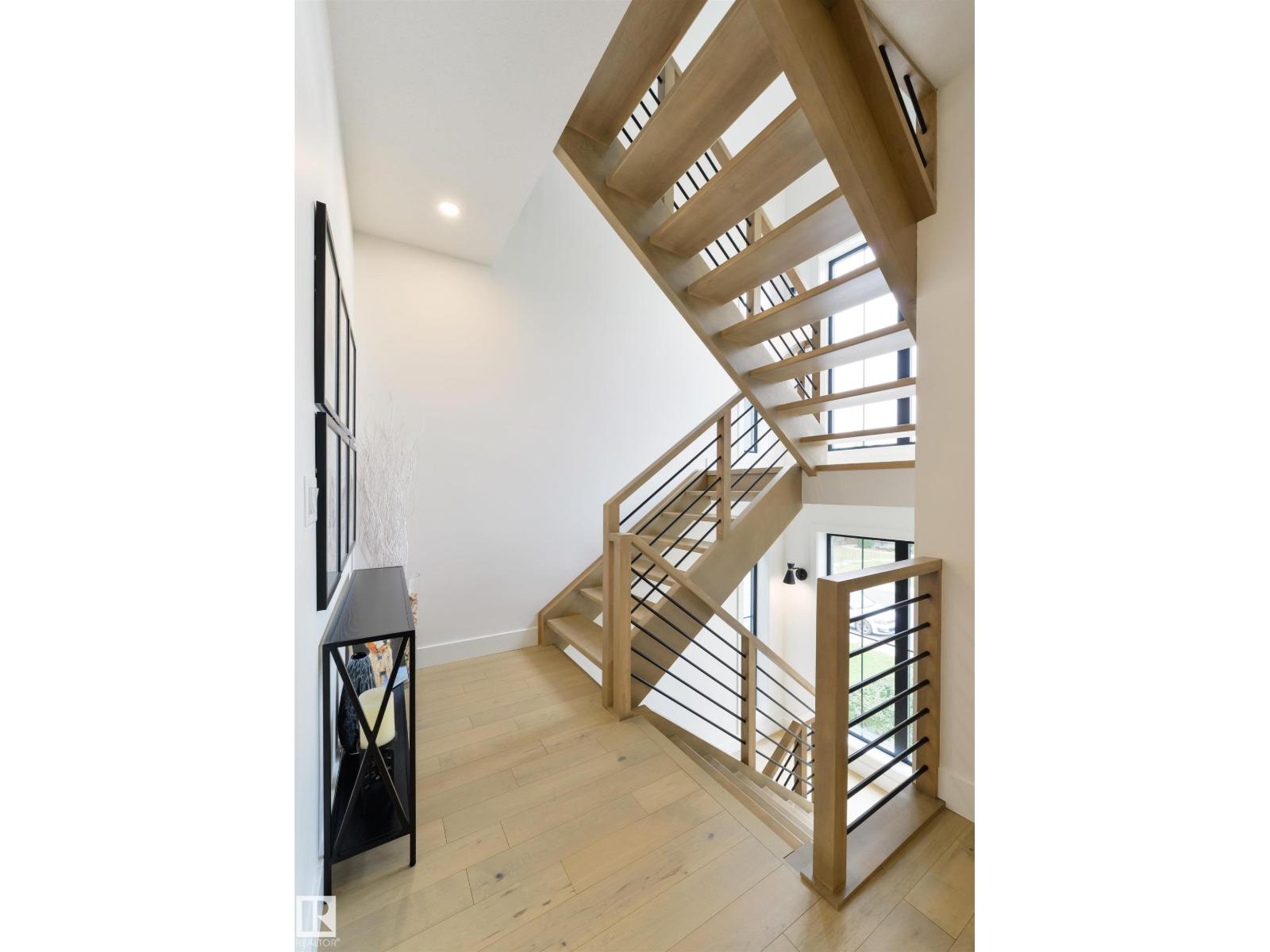8107 144 ST NW - 29