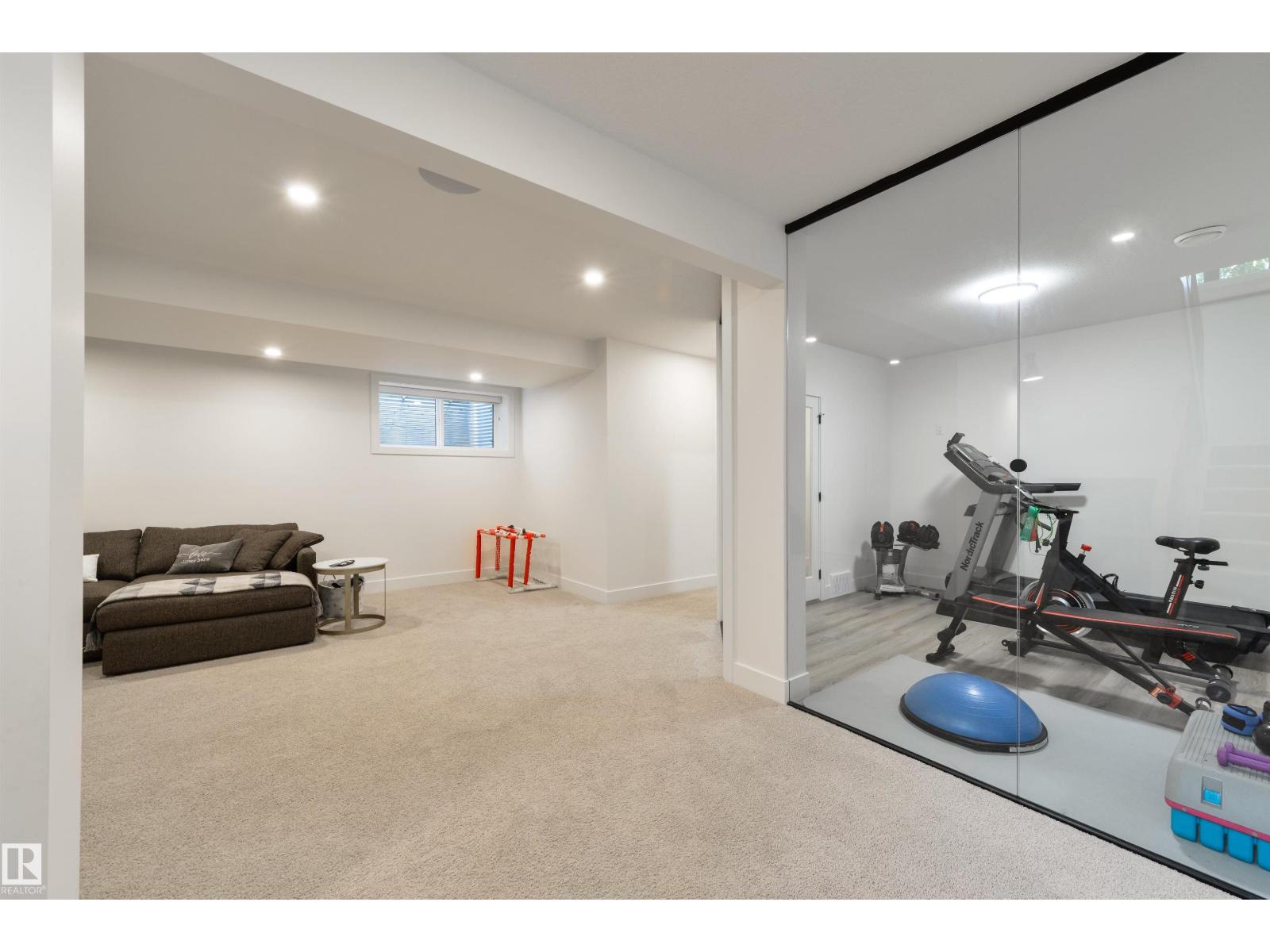 8107 144 ST NW - 52
