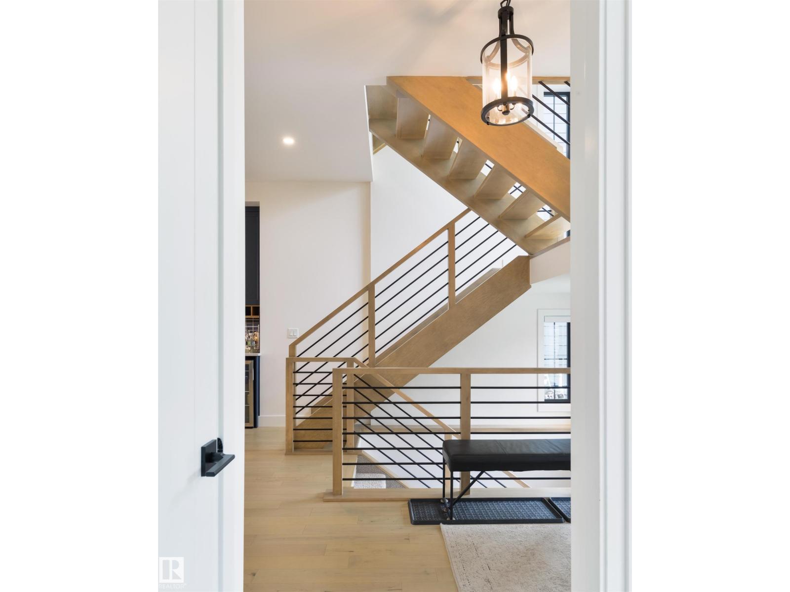 8107 144 ST NW - 6