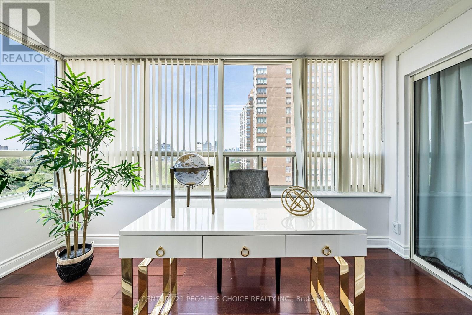 #1602 195 WYNFORD DRIVE - 26