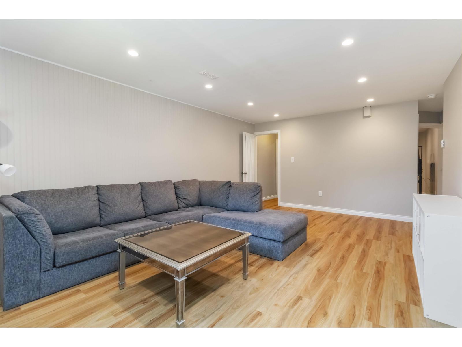 31747 VIEWCREST AVENUE, Mission