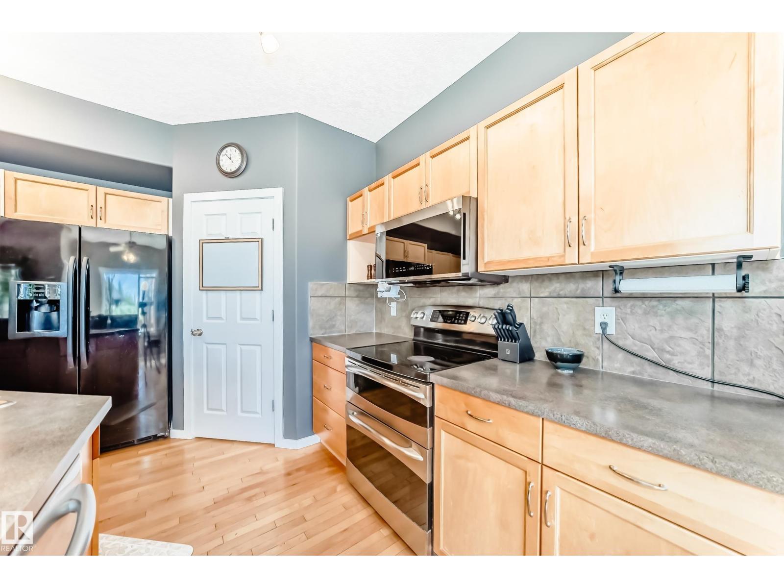 14647 137 ST NW - 12
