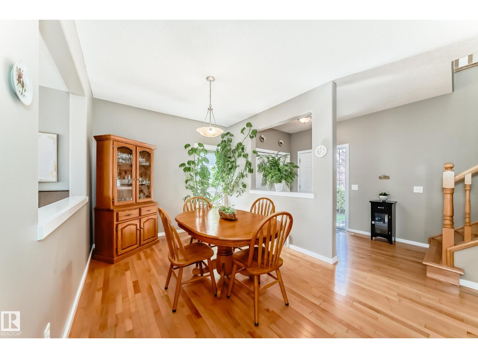14647 137 ST NW - 22
