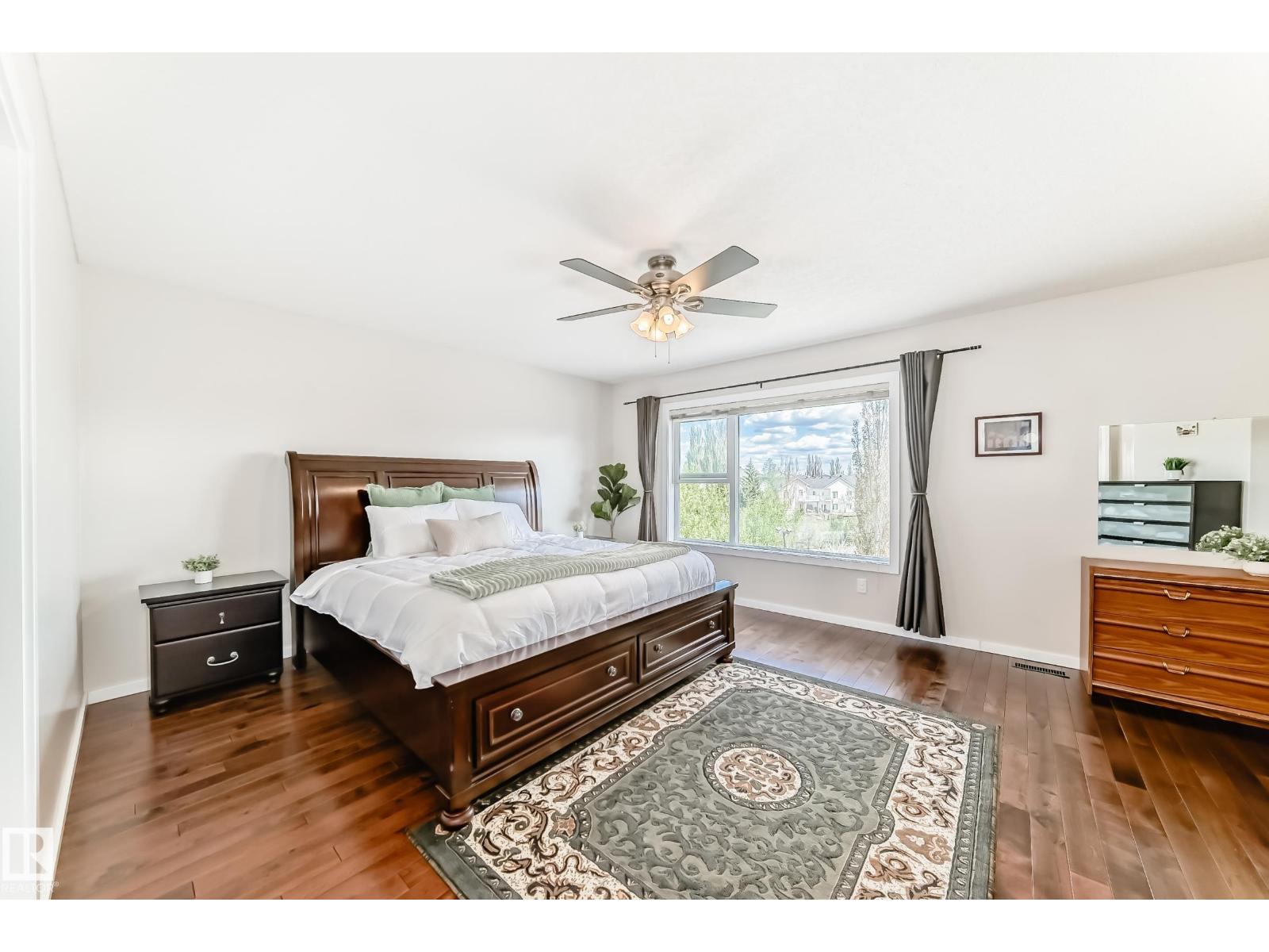 14647 137 ST NW - 27