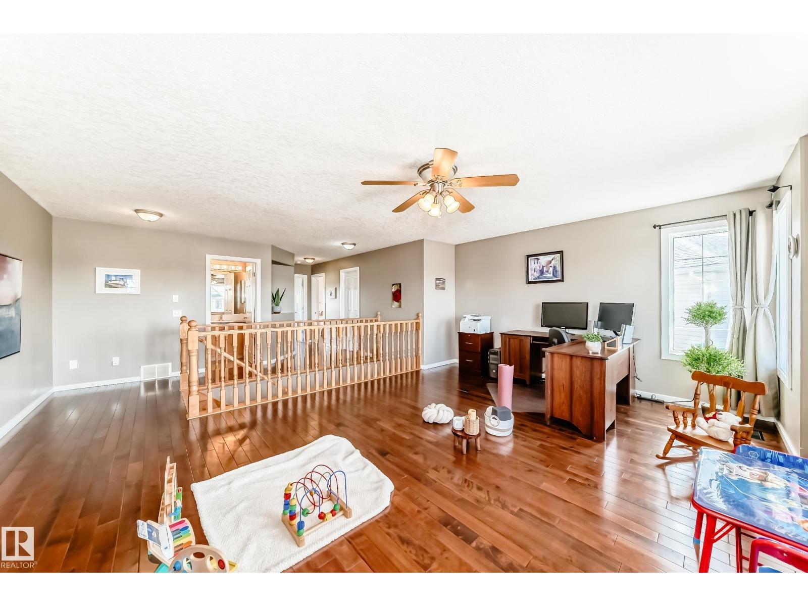 14647 137 ST NW - 44