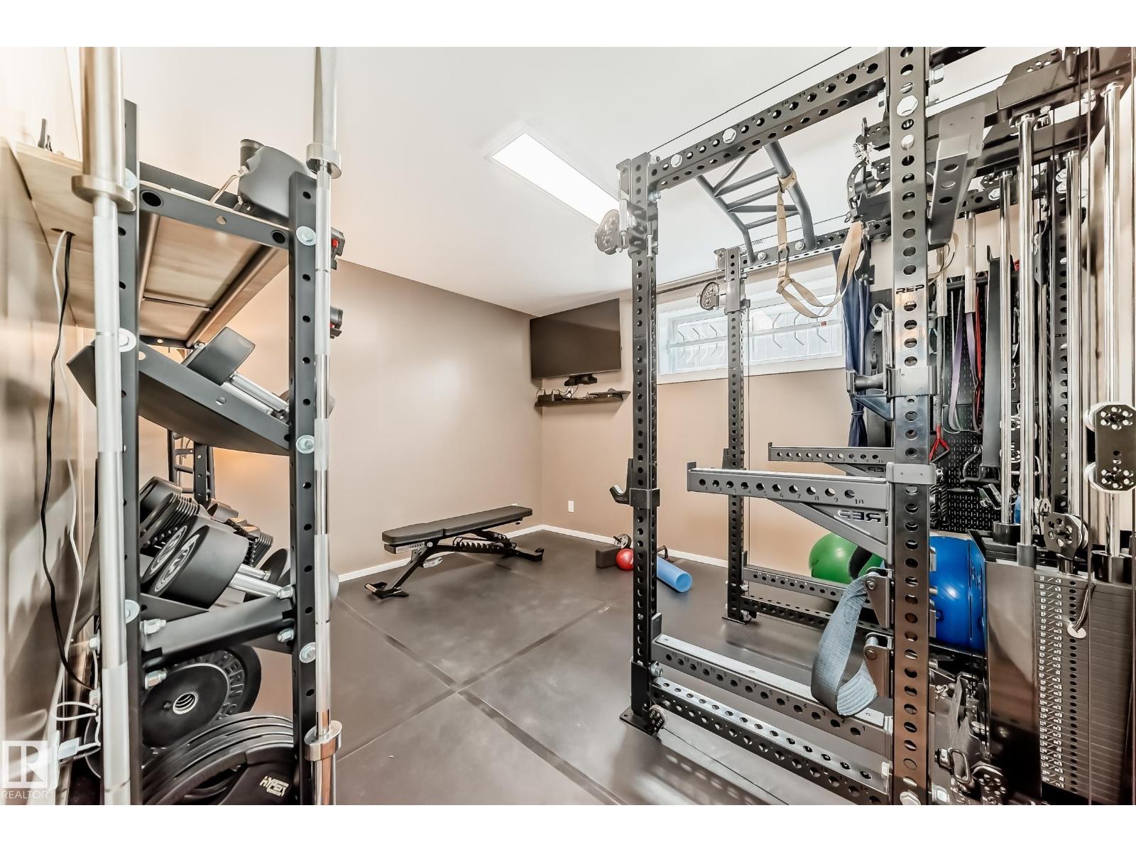 14647 137 ST NW - 55