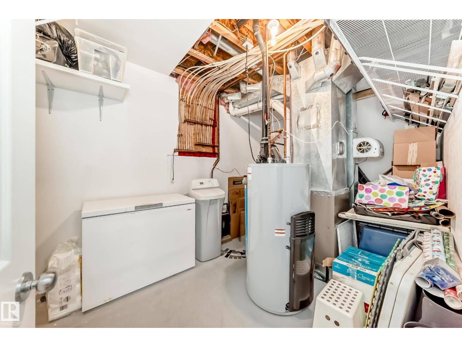 14647 137 ST NW - 60
