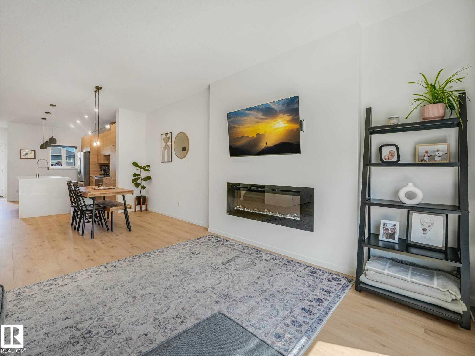 32 BRUNSWYCK CR - 12