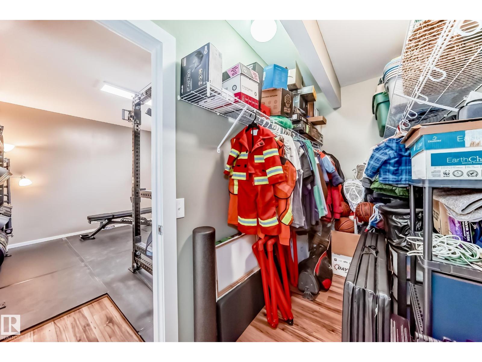 14647 137 ST NW - 57