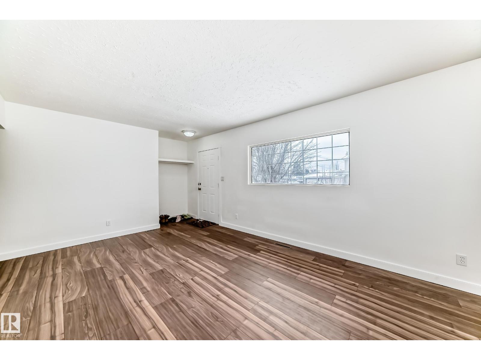 13904 135 AV NW - 13