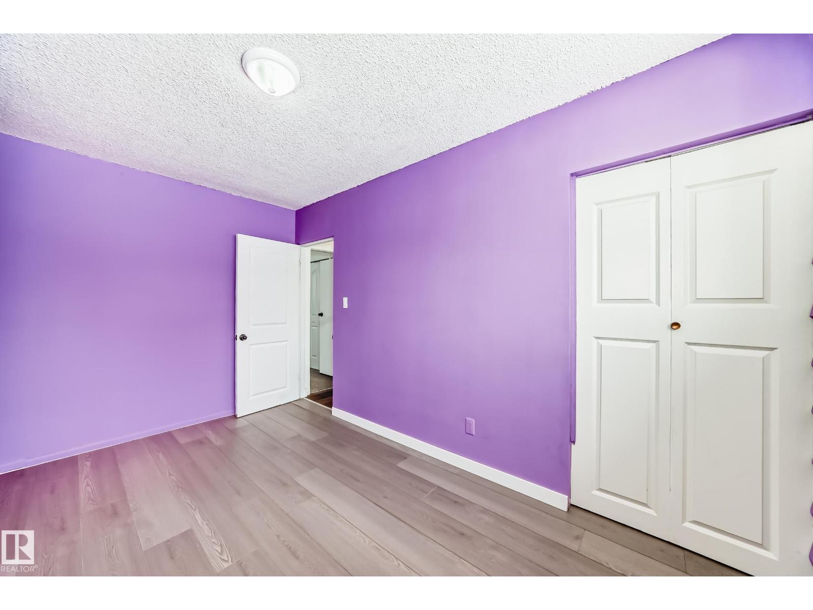 13904 135 AV NW - 21