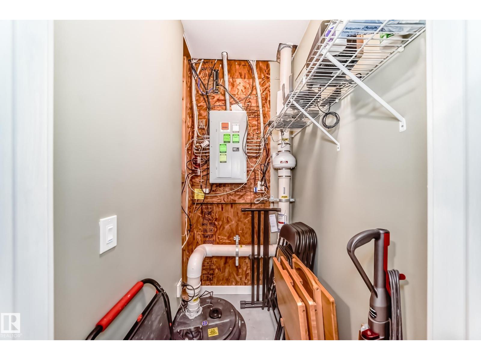 14647 137 ST NW - 59