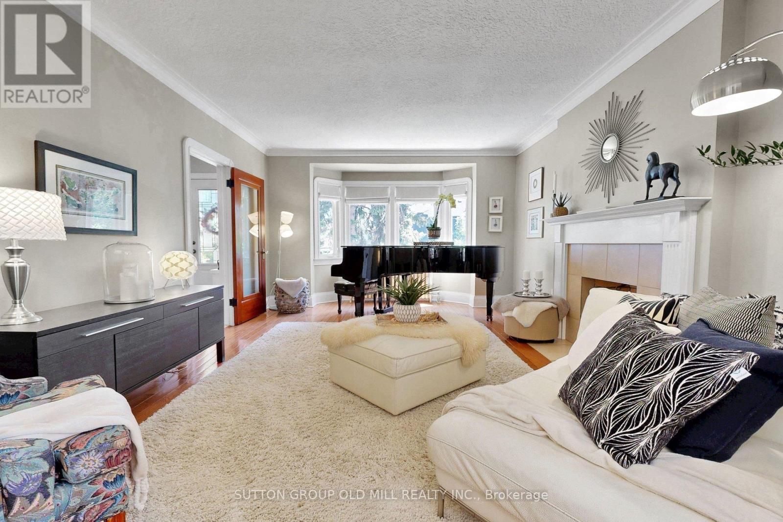 12 JASMINE AVENUE - 7