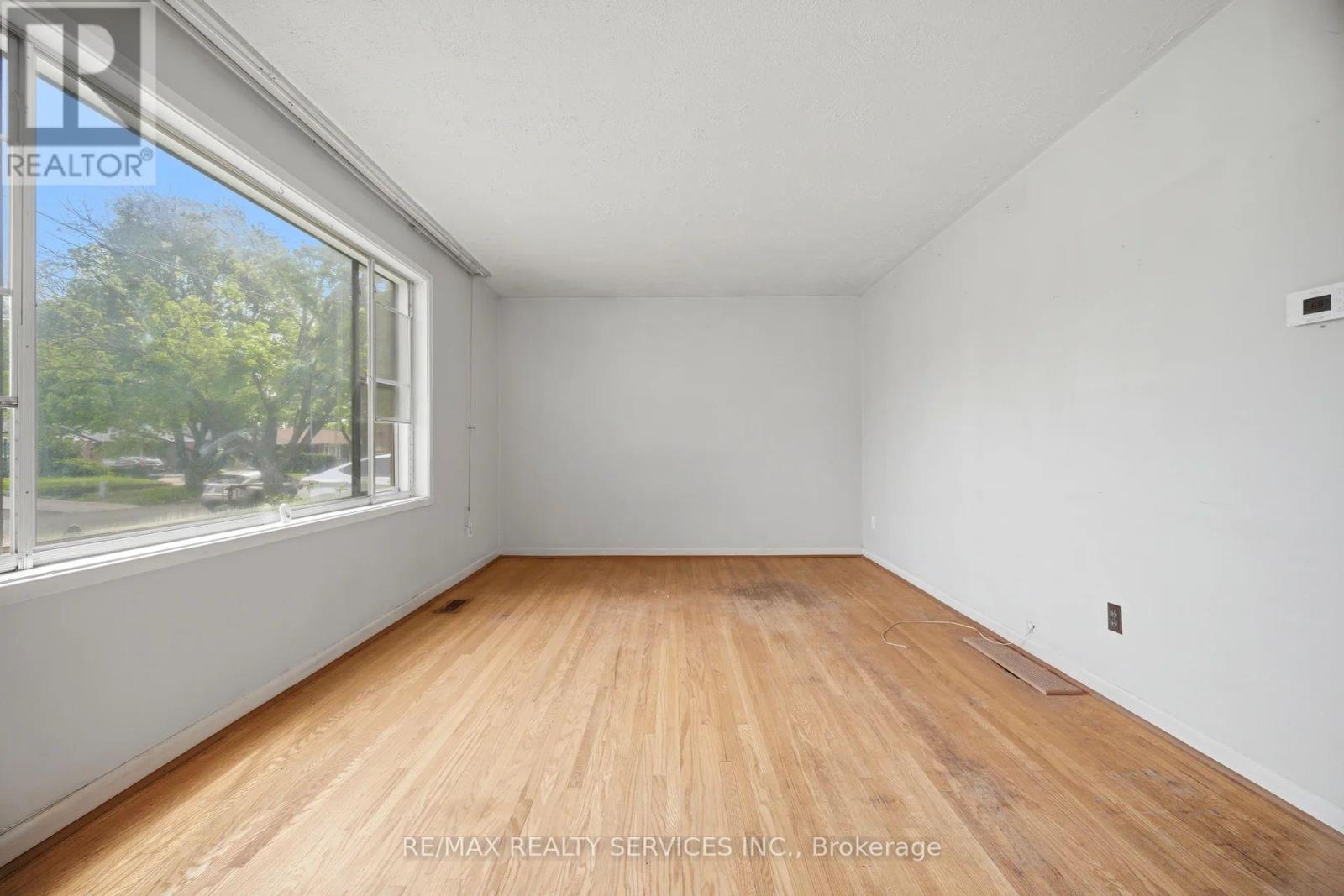 27 HADRINA STREET - 11