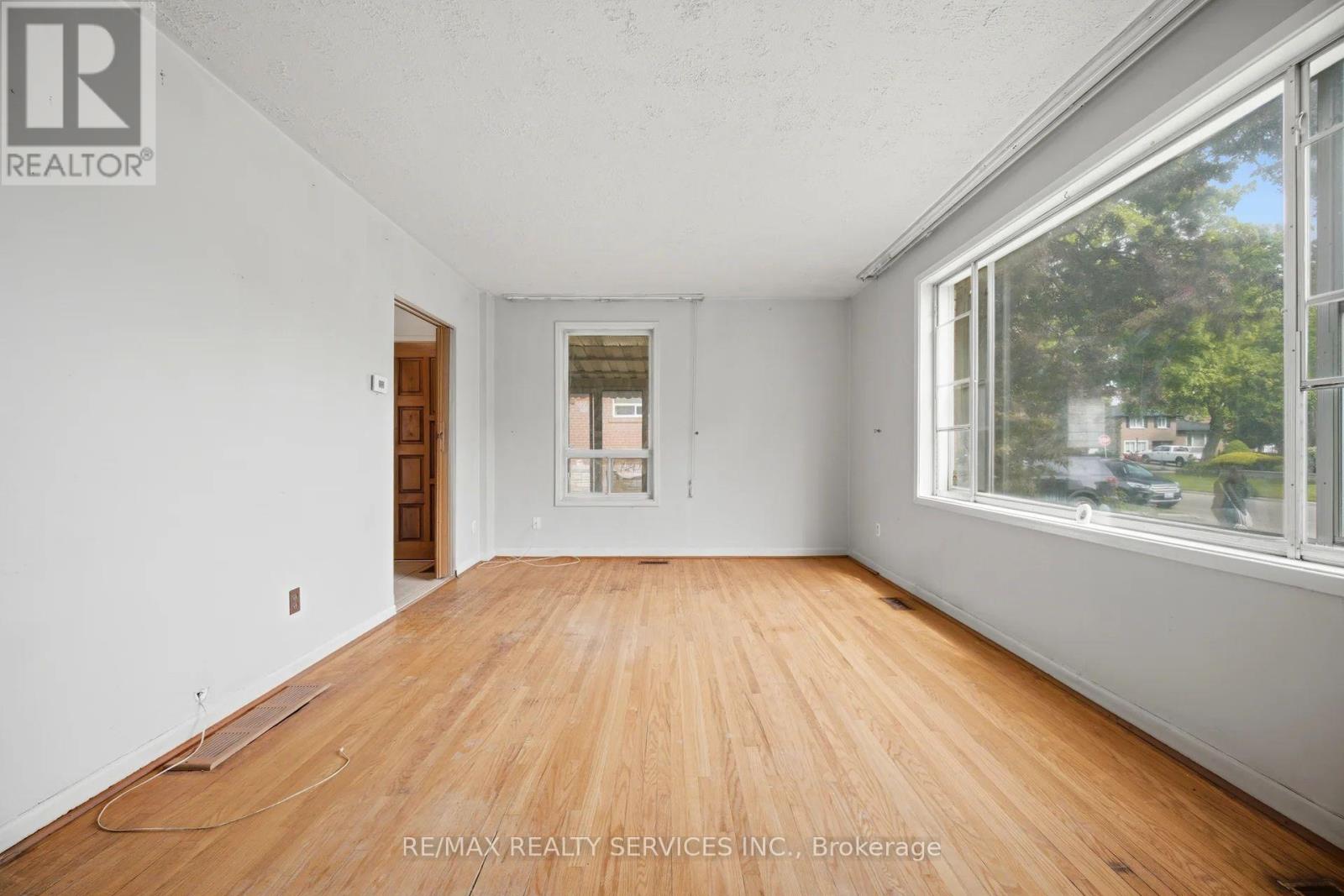 27 HADRINA STREET - 13