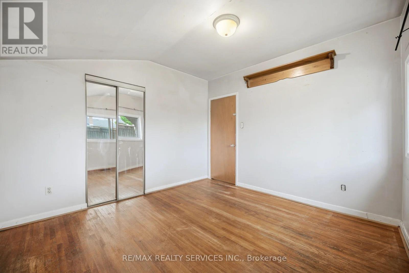 27 HADRINA STREET - 25