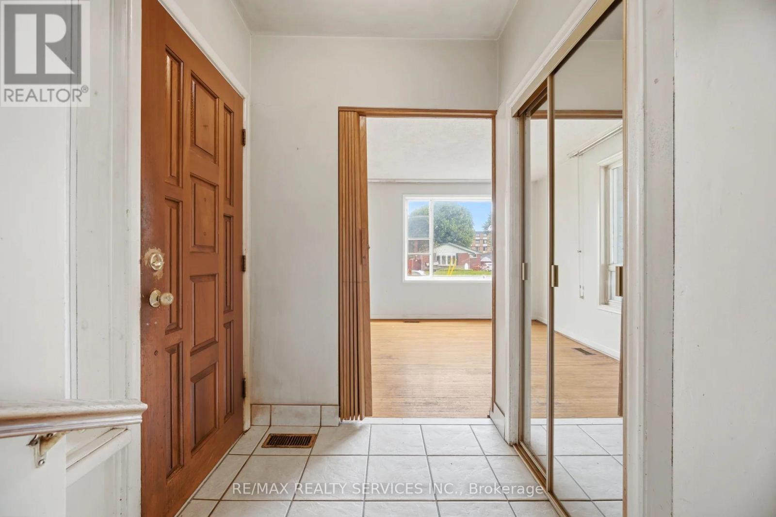27 HADRINA STREET - 9