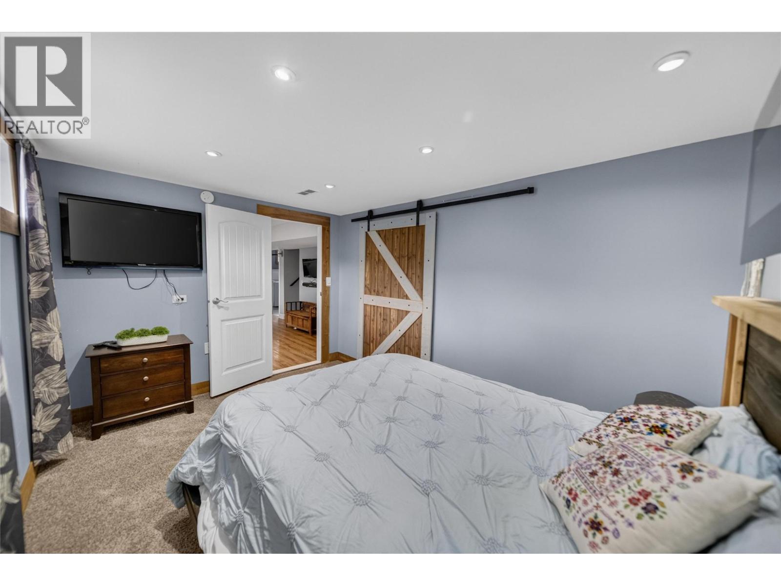 112 6th Avenue S - 20