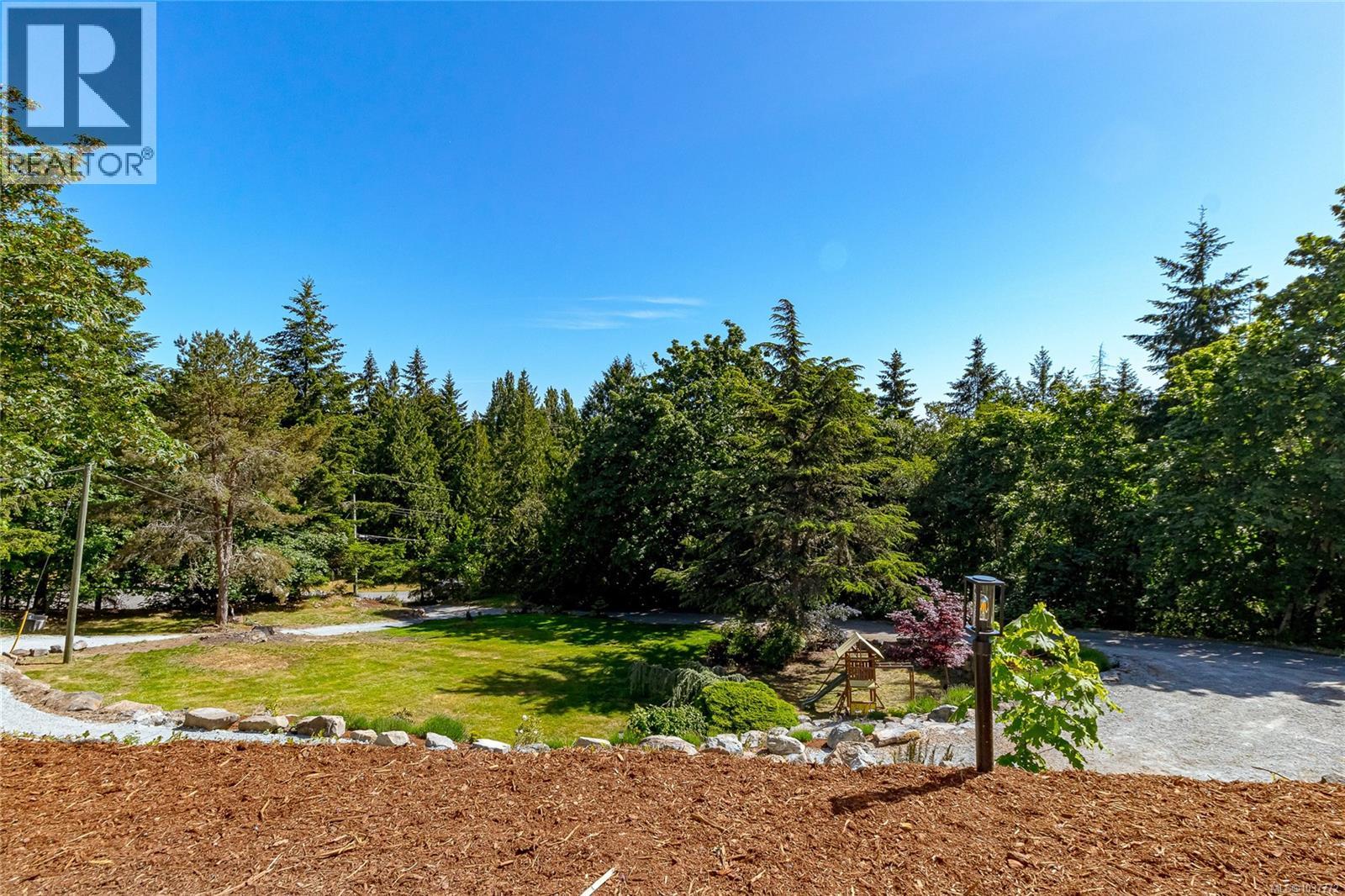 1855 Camas Dr - 52