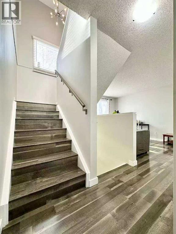 #16 6915 Ranchview Drive NW - 17