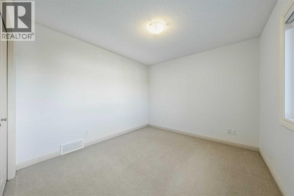 109 Silverado Creek Crescent SW - 31