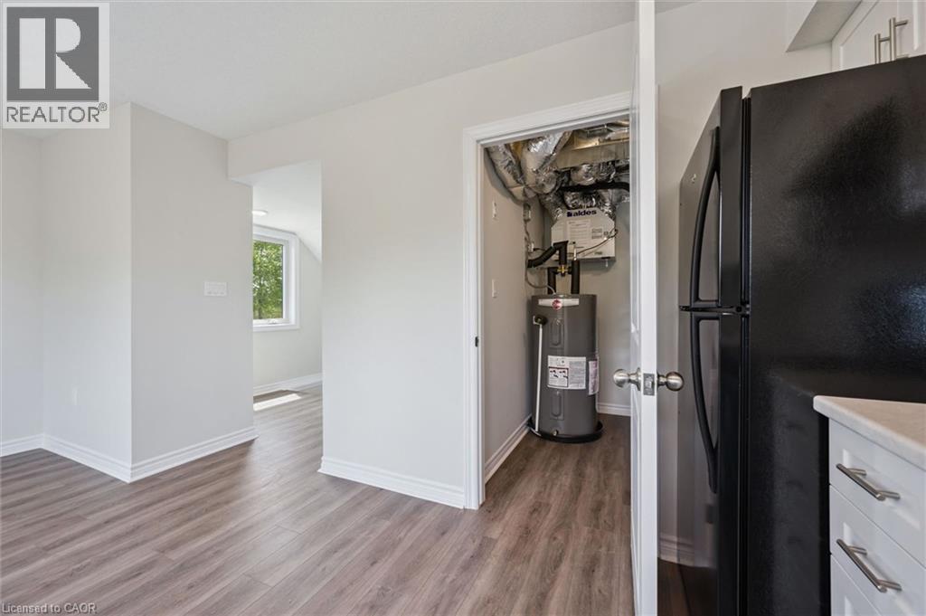 #1 465 W GARAFRAXA Street W - 17