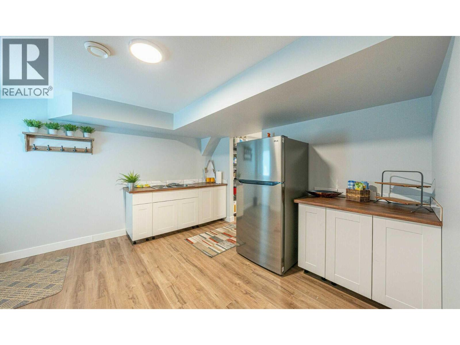 5190 Robinson Place - 14