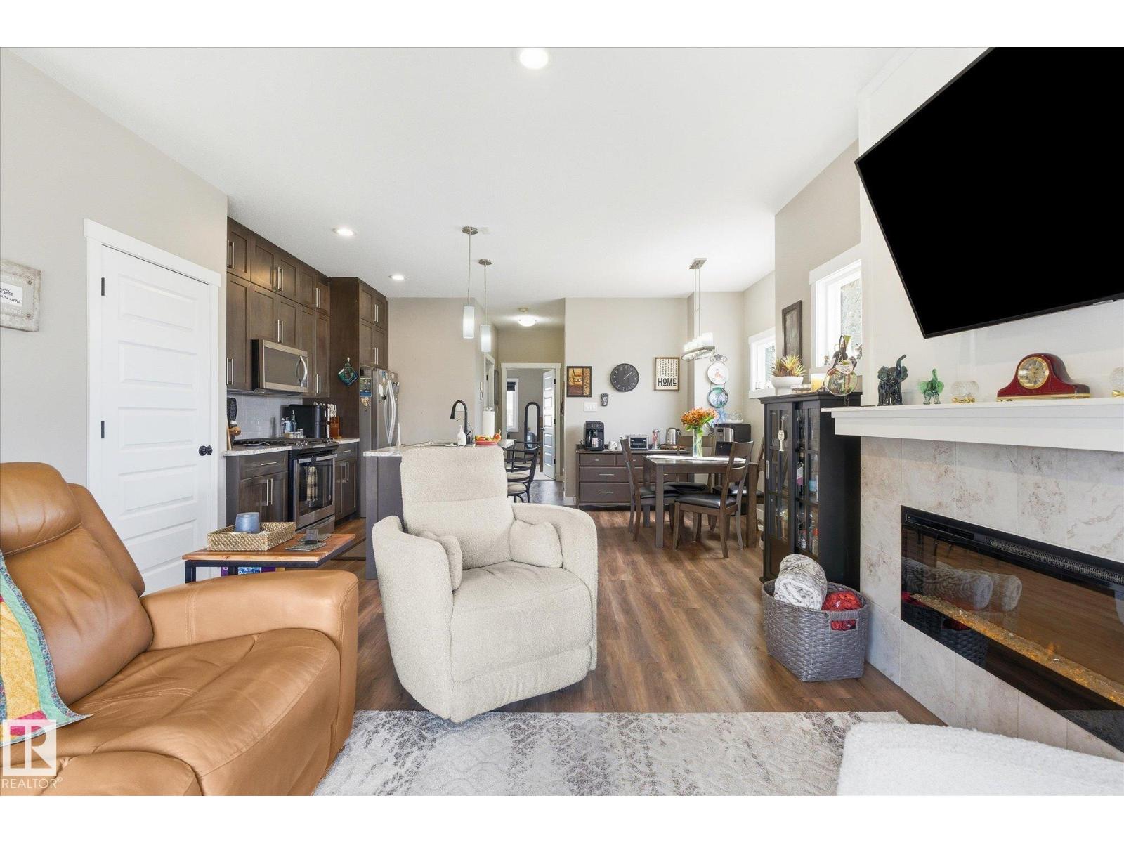 34 BRICKYARD DR - 18