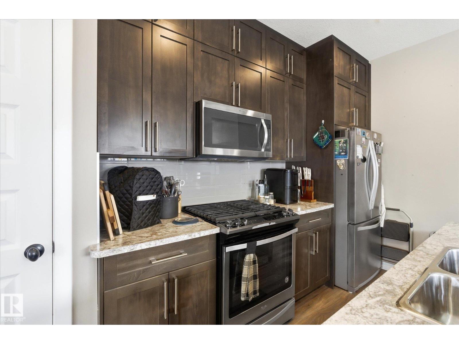 34 BRICKYARD DR - 21